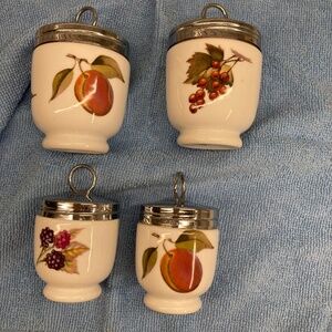 4 Vintage egg coddlers